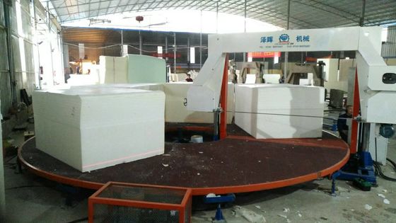 Machine de découpe de mousse à cercle horizontal avec une longueur de lame de 10000 mm et un niveau élevé
